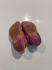 Crocs Classic Marbled Sandal Kids C10 Taffy Pink Yellow Sandals