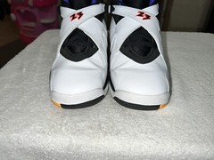 NIKE AIR JORDAN 8 RETRO BG „THREE PEAT“ WHITE SZ 6Y-WOMENS SZ 7.5 [305368-142]