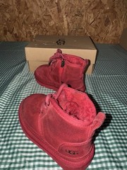 Size 9c – Ugg Neumel II Chukka Red Toddler Boots