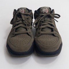 Jordan Stadium 90 GS Medium Olive Youth 5Y Women’s 6.5 Sneakers