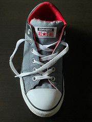 Converse All Star Chuck Taylor Junior Size 6 Blue Canvas & Leather Sneaker