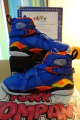 Air Jordan 8 Retro DB (GS) „Doernbecher“ Hpr Bl/Elctro Orn-Bk 729894 480 sz 3.5Y