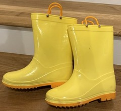 Yellow Rubber Rain Boots with Pull On Handles~Youth Kid’s~Size US 2~EUR 34