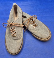 Old Navy Gray Stonewashed Canvas Sneakers Kids 4
