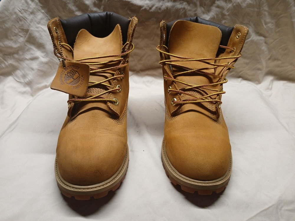 Timberland Toddlers Wheat 6″ Premium Boots Size 7M (012809)