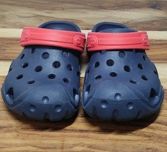 🌊Crocs Toddler Swift Water Clogs Navy/Flame Red Size C8 UNISEX 202607-4BA