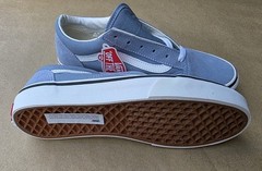 Vans Old Skool Junior Size 5.5, Ashley Blue. New In Box.