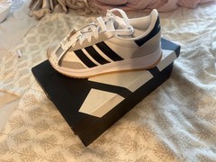 adidas youth sneakers