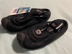NWT Cudas Flatwater Black Child Size 8 Shoes Beach Pool Water Universal Studios