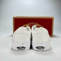 Vans Atwood White Classic Canvas Lace Up Low Top Skate Shoes Sneakers Youth Sz 1