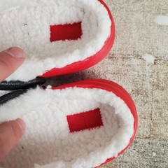 Crocs Classic Lined Santa Clogs Sz J2 2 Sandals Christmas Holiday Slip On Fuzzy