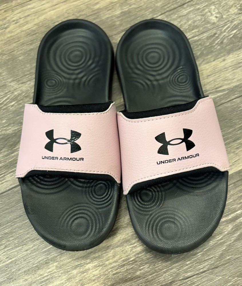 Under Armour Black & Pink Ignite Select Slides for Kids – Size 13K.