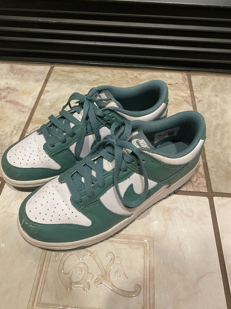 Nike Green Dunks Lows 7Y Kids
