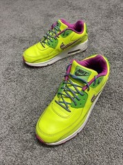 NIKE AIR MAX 90 LTR Volt/ FIRE PINK/ GREEN CW5795-700 GS Youth 6.5Y Women’s 8