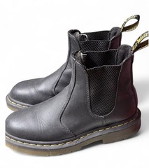 DR MARTENS Doc Black Leather Chelsea Unisex Youth Size Men 4 Woman 5