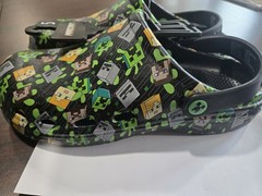 Minecraft Clog Size 5