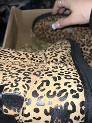 BRAND NEW UGG BAILEY BOW BROWN LEOPARD PRINT BIG KIDS SIZE 5 = 7 Women’s RARE