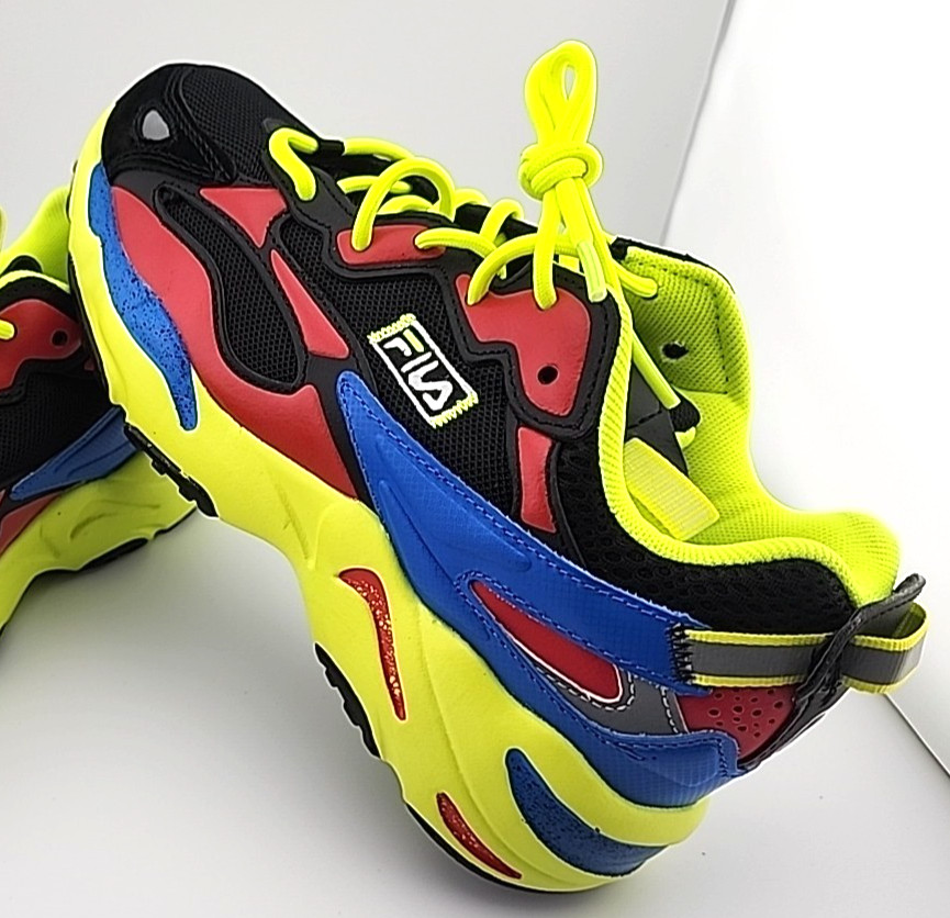 FILA kids shoe -Ray Tracker Apex -Size 6.5