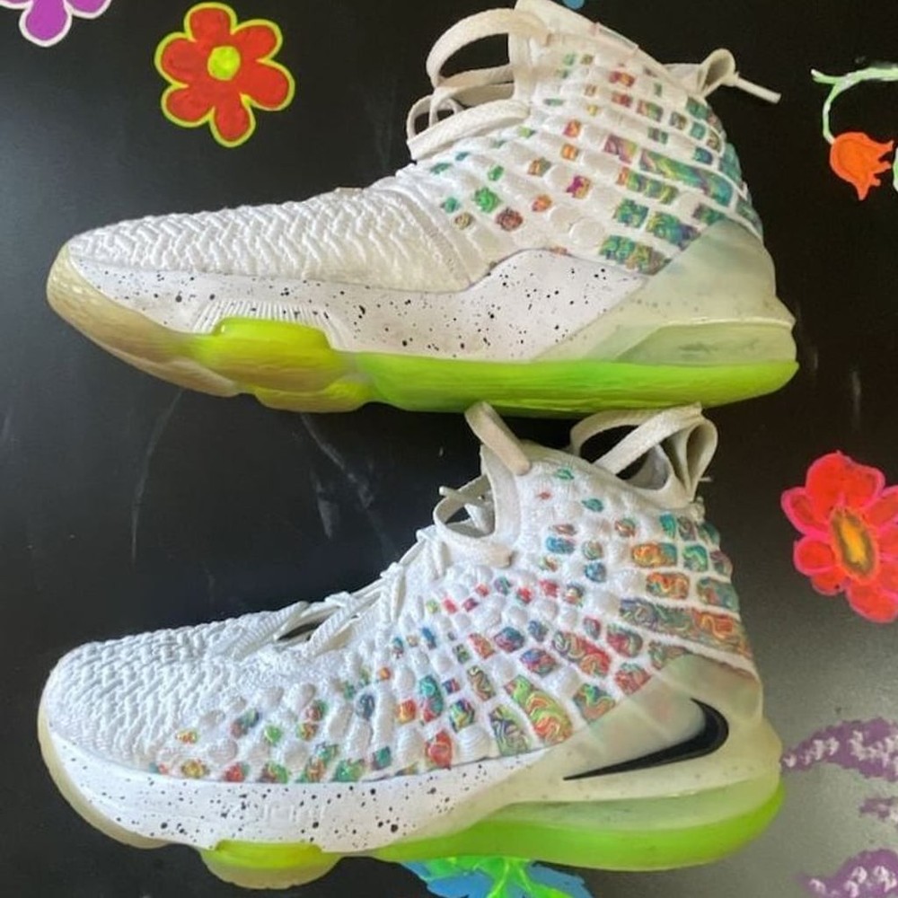 Nike LeBron 17 GS ‚Air Command Force‘ Basketball Shoes (BQ5594-100)