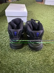 Nike Kyrie Infinity Black Silver Athletic Shoes Youth Size 6Y / 7.5 W DD0334-005