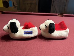Peanuts SNOOPY Plush Pull On Slippers House Shoes Small (5-6)