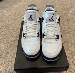 Jordan 4s Midnight Navy Size 6youth