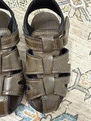 Sandals For A Boy Size 11