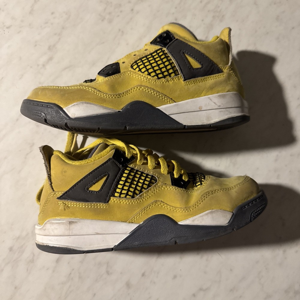 Air Jordan 4 Retro Lightning Size 1.5y PS 2021 Nike Yellow White BQ7669-700