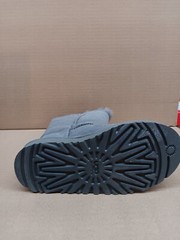 Ugg K Bailey Button Triplet, Grey, Sz 4