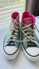 Converse Chuck Taylor All Star Kids High Top Gradient Pink/Green Sneaker US 4