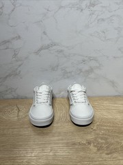 Vans Little Kids Old Skool Shoe White Canvas Sneakers VN0A4BUUQLZ Sz 10.5 New