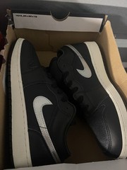 Air Jordan 1 Low GS Black Metallic Silver