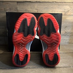 AIR JORDAN 11 Bred SIZE 4Y 2012 RELEASE W/ Box EUC