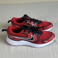 Big Kid GS Nike Cosmic Runner HM4402 601 University Red /White/ Black New Sz 7Y