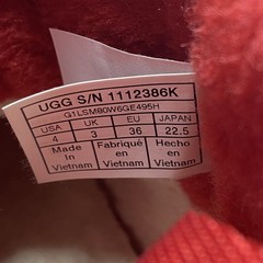 UGG Classic Clear Mini Samba Red Waterproof Boots Kids Youth Size 4