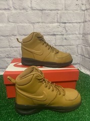 Size 4.5 (GS) – Nike Manoa Mid Wheat Sneaker Boot