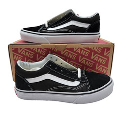 Vans Old Skool Shoes Kids Size 2.5 Classic Skate Black True White VN000W9T6BT