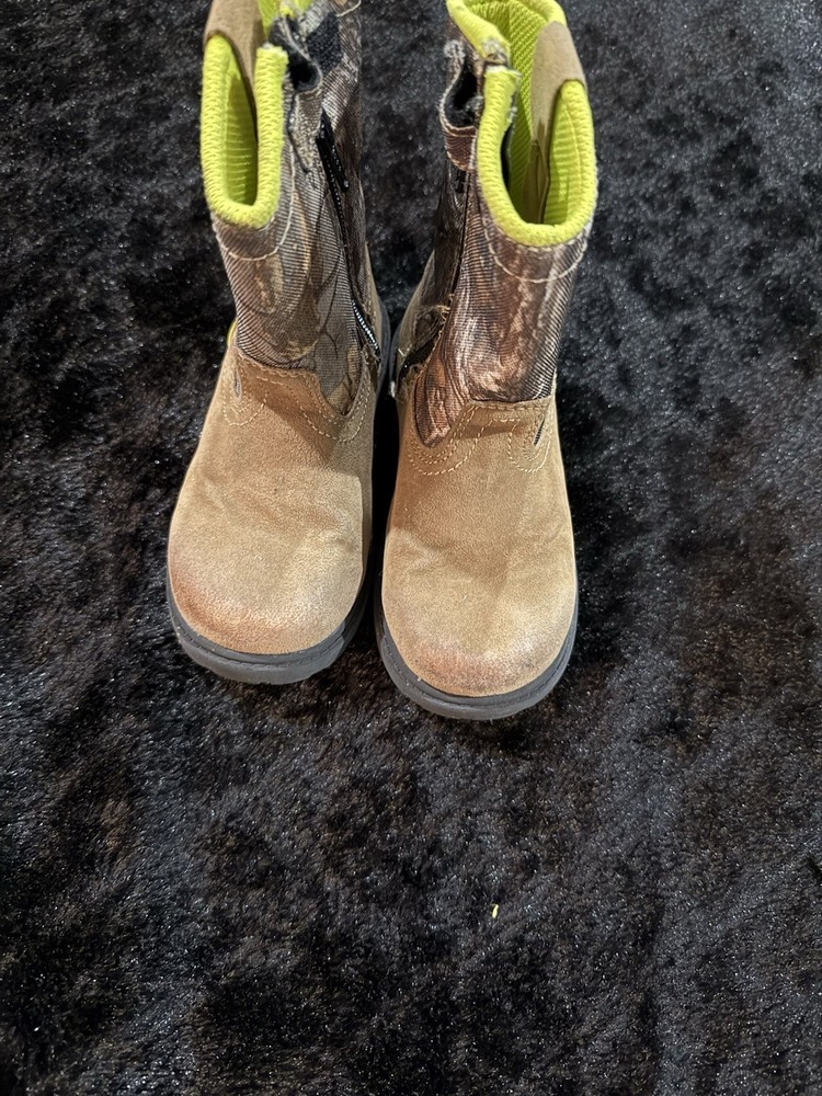 Magellan Outdoors Youth Boone Kids Size 10 D Brown Camo Hunter Boots