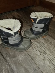 Cat & Jack Faux Fur Lined Hook & Loop Snow Boots Gray/Black/Tan Unisex 6
