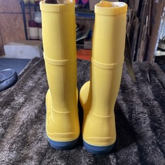 BOGS Kid’s Essential Rain Tall Boots Mustard Kid’s size 2 EU 33 Sunshine Yellow