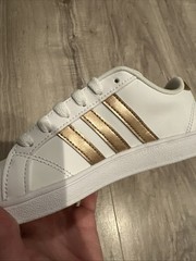 Adidas Neo Baseline K White Gold Stripe Sneakers Kids Size 2 Kids 👦 Shoes