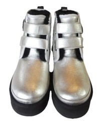 UGG Neumel Platform Leather Chukka Metallic Silver SIZE 5 Men’s/ 6 Women’s NWOB