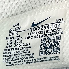 Nike Ja 1 White Black Lightweight Basketball Shoes DX2294-102 Youth Size 6.5Y