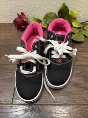 Youth Heelys Shoes Youth Size 3 Black Pink Skate Wheel Street Sneaker