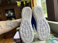 Nike air Max Axis Size 7 Youth