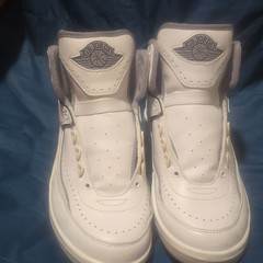 Air Jordan 2 Retro (GS) White/Cement Grey Sail Black Mid Top 6Y