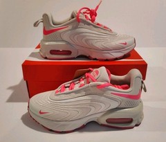 Nike Air Max Fire (GS) Size 4Y – Phantom/Hyper Pink- Light Bone