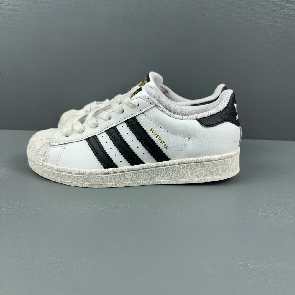 Adidas Kids Size 1 Superstar Shell Toe Sneakers White Black 3 Stripe 789002