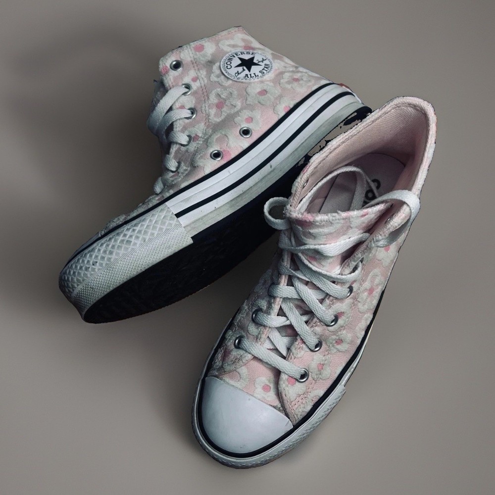 Converse Chuck Taylor All Star Platform Pink Floral High Tops 4Y or Women’s Sz 6