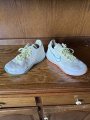 Nike LeBron Easter Coconut Milk 7Y – missing sole and flaw on side pictured